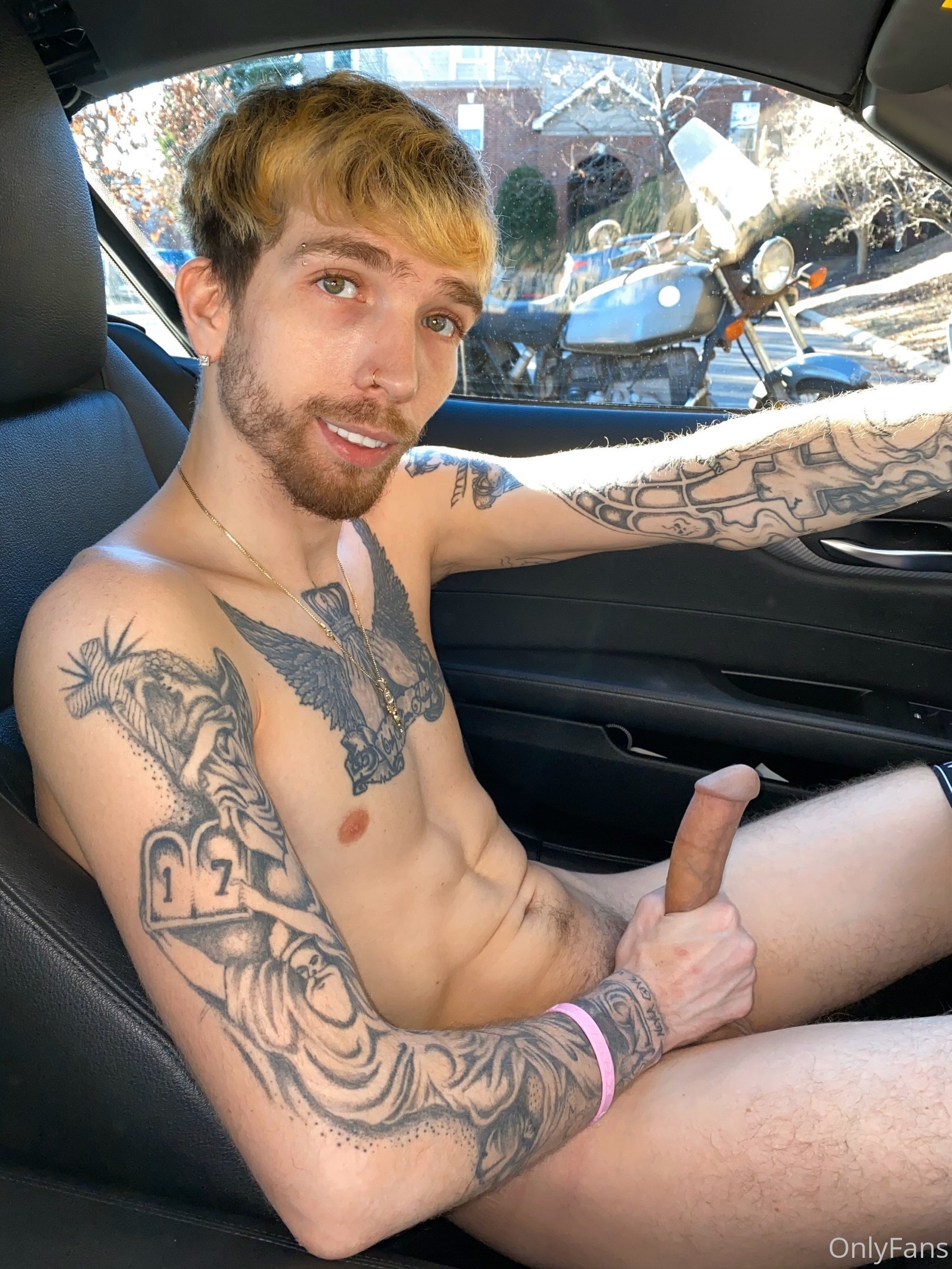 Bryan Silva GRATATA